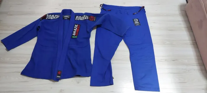 Kimono Brazil Combat A1 Xtra Lite - Pouco Usado | OPORTUNIDADE