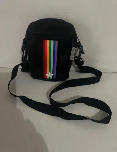 Bolsa adidas tranversal pride 