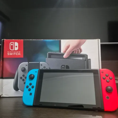 NINTENDO SWITCH V2 - 32GB