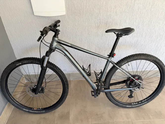Bicicleta Canondalle Trail 4 - 12 velocidades
