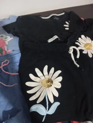 Roupa infantil menina doação