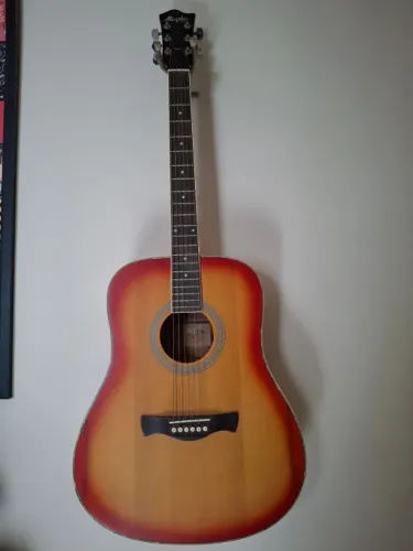 violão folk tradioonal, não é  eletrico  