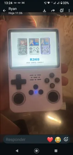 Game portátil rs36 tela trincada