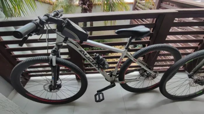 Bike Audax 200 aro 29 quadro 17 18 marchas pouco usada