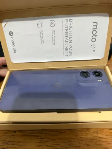 Moto e15