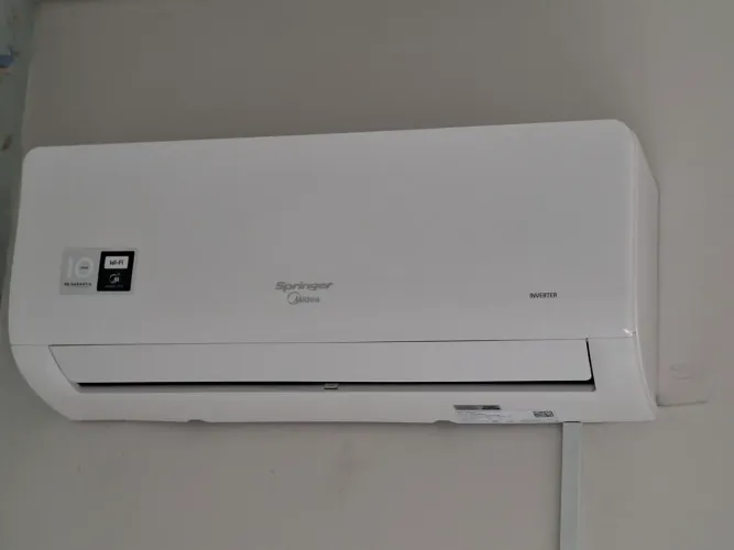 Central de Ar Springer Midea Inverter 9 k btu Wi-Fi