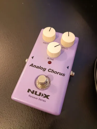 Pedal Nux Analógico Clone Ibanez CS 9 Novo