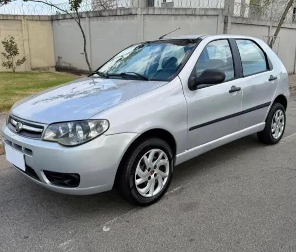 Fiat Palio Celebration 1.0 Fire Flex 8V 4P 2015