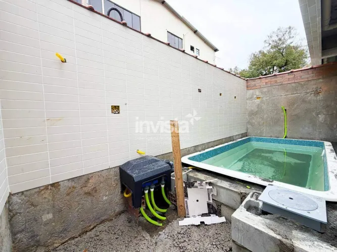Casa Sobreposta Baixa à venda no bairro Marapé