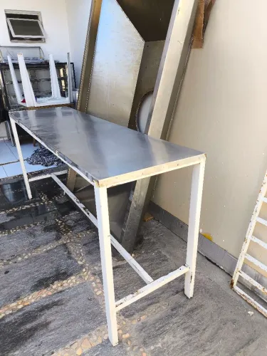MESA INOX