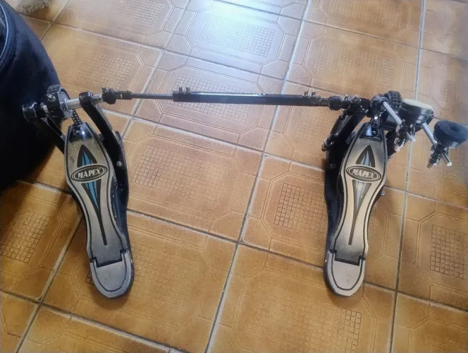Pedal duplo mapex