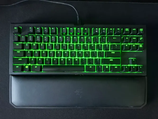 Razer BlackWidow Tournament V2 | RGB Chroma | Switches Mecânicos