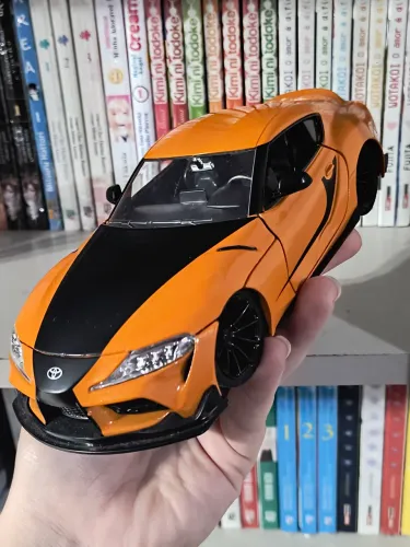 Miniatura Toyota GR Supra 2020 Laranja 1:24 - Abre Portas - Abre Porta Malas, Abre Capô