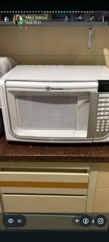 Microondas semi novo