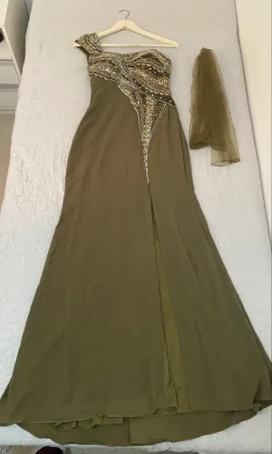Vestidos de festa 350 cada.