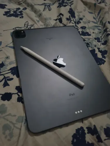 iPad 11 Polegadas 3ª geração + Capa