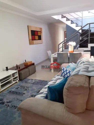 Sobrado com 4 dormitórios à venda, 172 m² por R$ 720.000,00 - Jardim Santa Mena - Guarulho