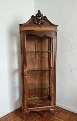 Magnífica cristaleira antiga estilo Luís XV