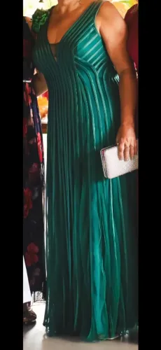 Maravilhoso vestido de festa