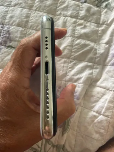 IPHONE XS MAX 64 gigas