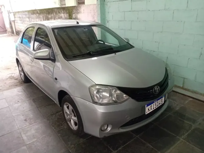 Toyota Etios X Sedan 1.5 Flex 16V 4P Mec. 2016