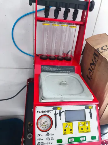 Vende-se máquina pra limpeza e teste de bicos injetores 