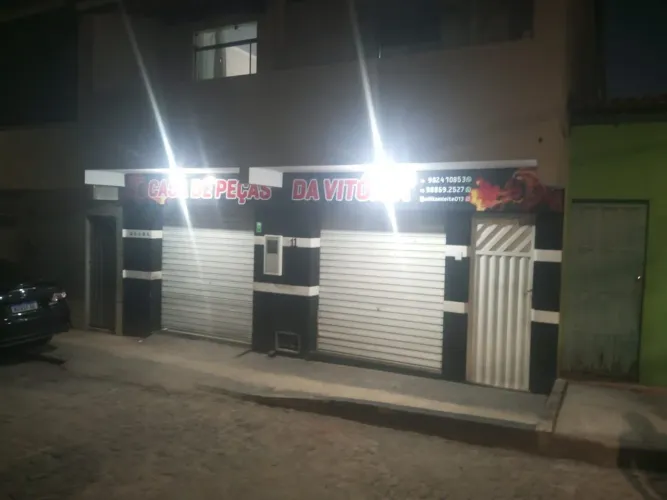 Vendo uma Casa com ponto comercial em Amargosa