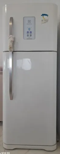 Geladeira Eletrolux modelo TF51 (branca)
