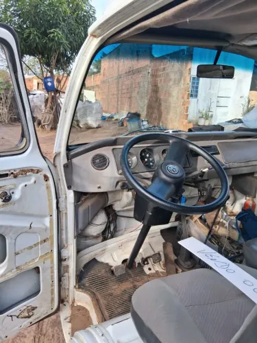 Volkswagen Kombi Standard/ Luxo/ Serie Prata 2000