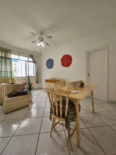 Apartamento com 1 dormitório para alugar, 50 m² por R$ 2.500,00/mês - Itararé - São Vicent