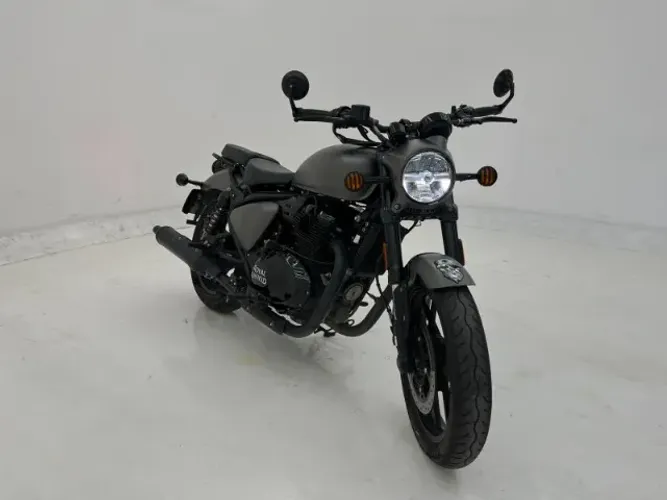 Royal Shotgun 650cc ABS 2026 C/ apenas 4mil km rodados