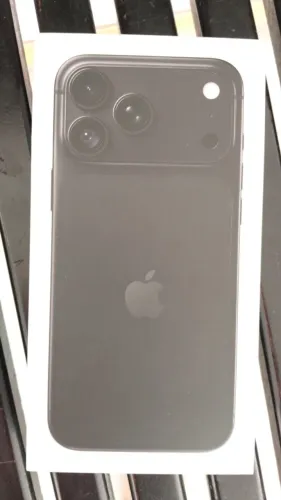 Iphone 18 pro max 256 gb nunca ativado so abrir pra ver