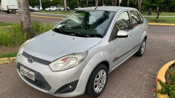 Ford Fiesta Sed. 1.6 8V Flex 4P 2013
