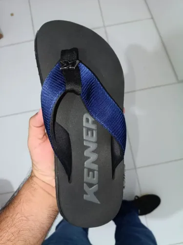 Sandália masculina Kenner original zerada na caixa n37 por apenas 150 reais 