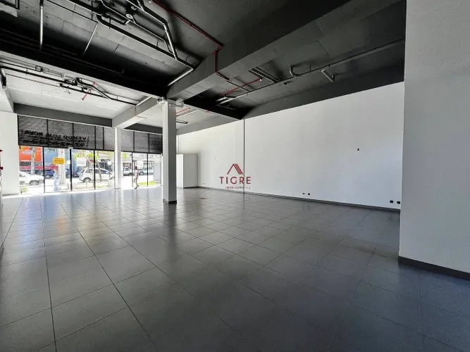 Loja Comercial 259m² Pé-direito de 5,5m