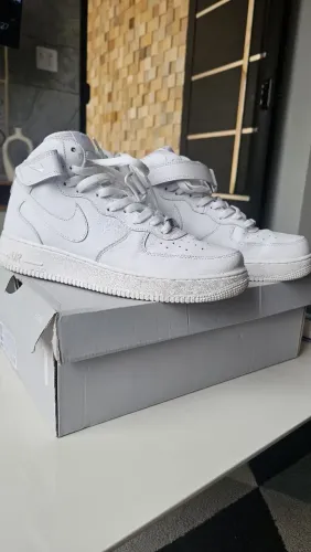 Nike Air Force 01 Mid