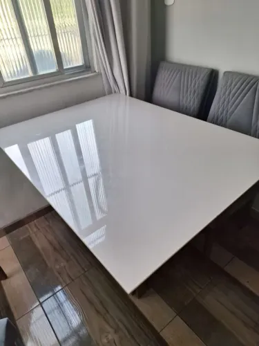 Conjunto Sala de Jantar Mesa Tampo Slim Plus Vidro 120x90cm com 4 Cadeiras Elis Cel Móveis