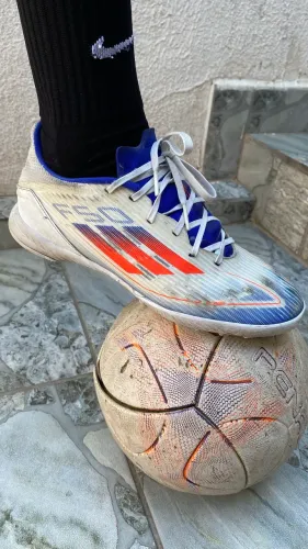 Chuteira society Adidas F50