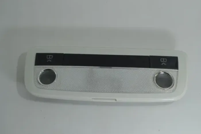 Luz Cortesia Teto Mercedes Cla 250 Original