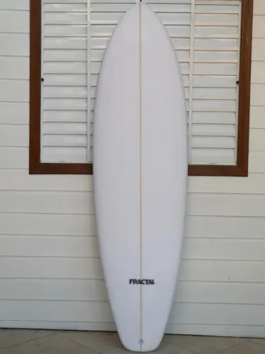 Prancha surf 6?8? mid length