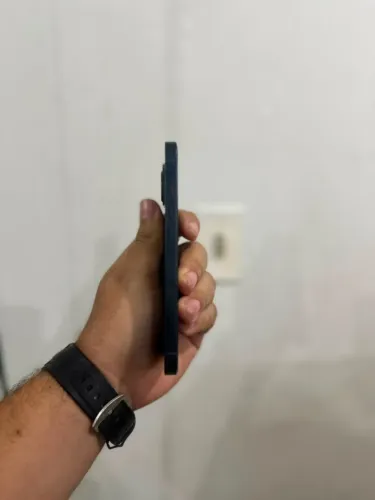 iPhone 13 conservadíssimo!