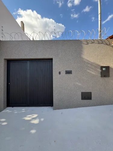 Casa à venda no Novo Jaraguá - Montes Claros