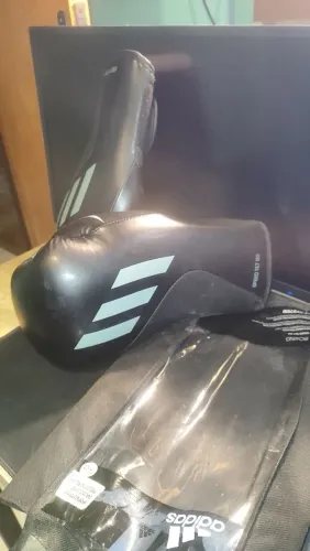 Luva de Boxe / Muay Thai Adidas Speed TILT 150 (14 oz) + Bag Original