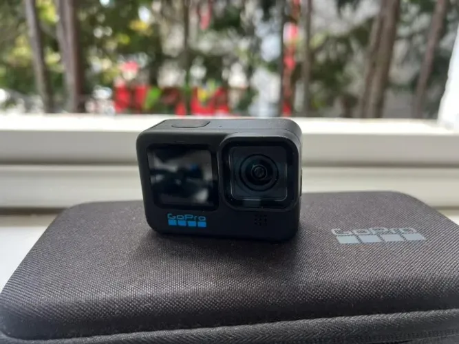 GoPro Hero 10 Black C/ Tripé Original + Vários Acessórios