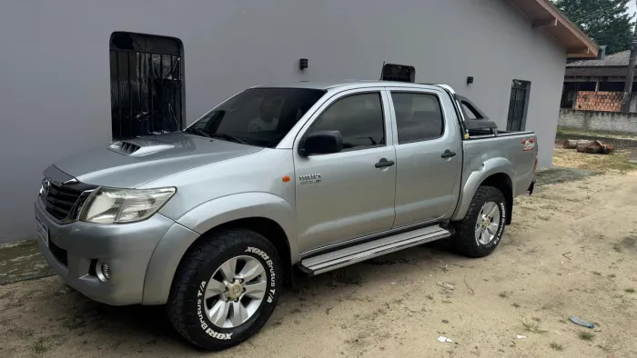 Toyota Hilux CD D4-d 4X4 3.0 TDI Dies. Mec. 2015