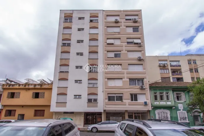 CIDADE BAIXA Apartamento JK MOBILIADO, de frente 4º andar