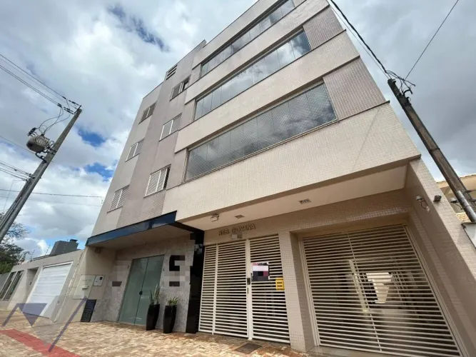 Apartamento semi mobiliado no Centro para locação
