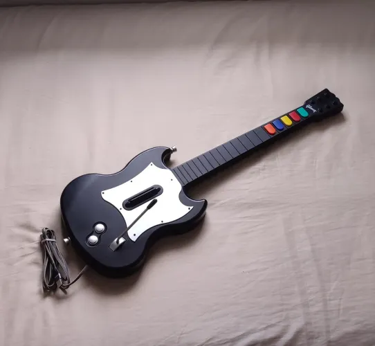 Guitarra guitar hero - Modificada com Arduíno