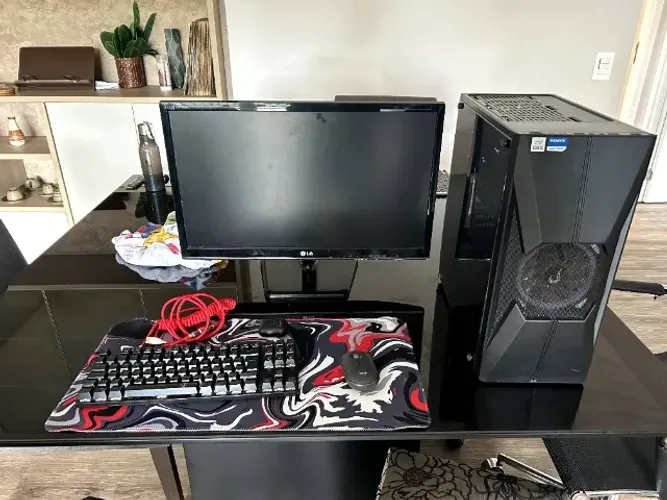 Computador i5-10400 + RTX 3050 + Kit de acessórios completo (Aberto a negociações)