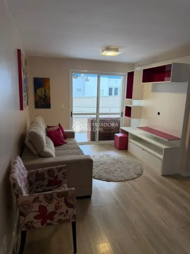 Apartamento mobiliado com 3 quartos sendo 1 suíte, 92m² no bairro Colina Sorriso